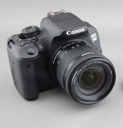 Canon 700D #0610xx  + 18-55mm IS STM #842xx